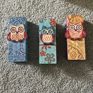 Owl clothespin style paper/picture holders